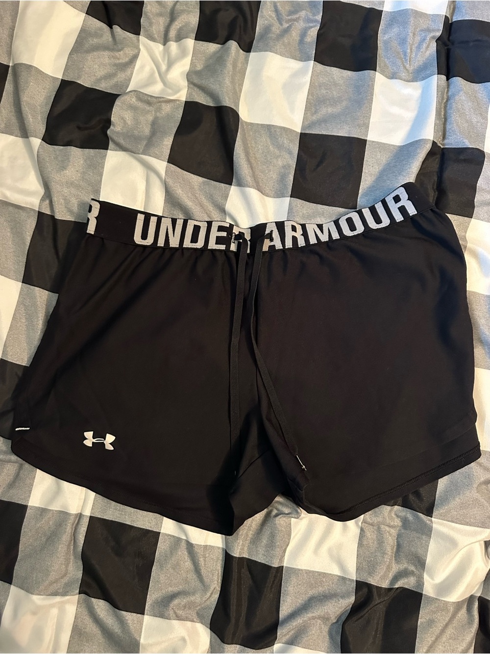 Under Armour Black Women's Athletic Shorts with Logo Waistband